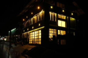 AROMA INN Budget